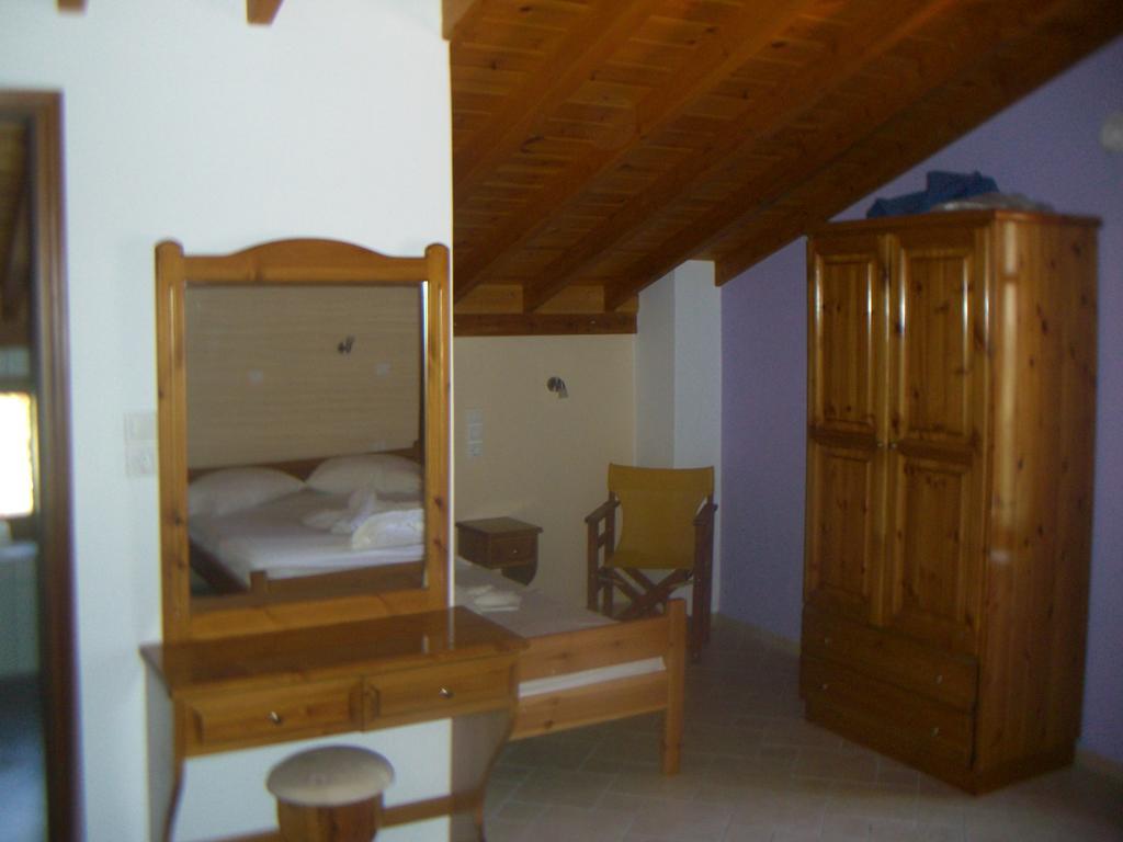 Blue Villa Panormos  Chambre photo