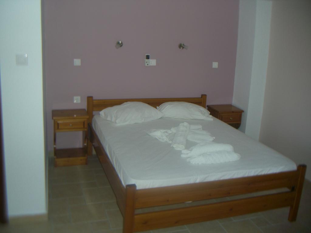 Blue Villa Panormos  Chambre photo